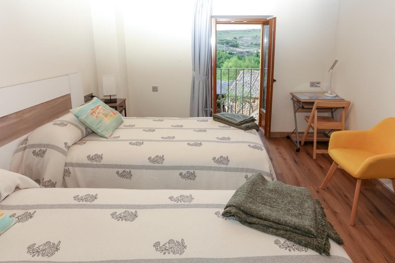 San Martin de Rubiales Apartamentos Turisticos Ribera Natura מראה חיצוני תמונה